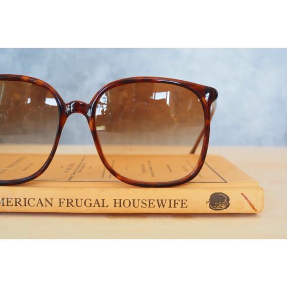 Vintage 1980s Sunglass Italy NOS Butterfly Retro Festival Mob Wife Eyewear main image 5